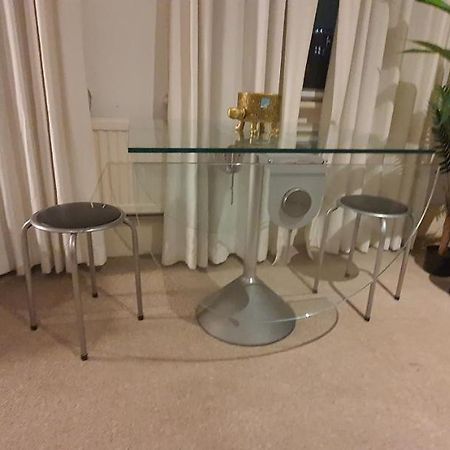 Walk To London Bridge En Suite Apartment With Kitchen Екстер'єр фото